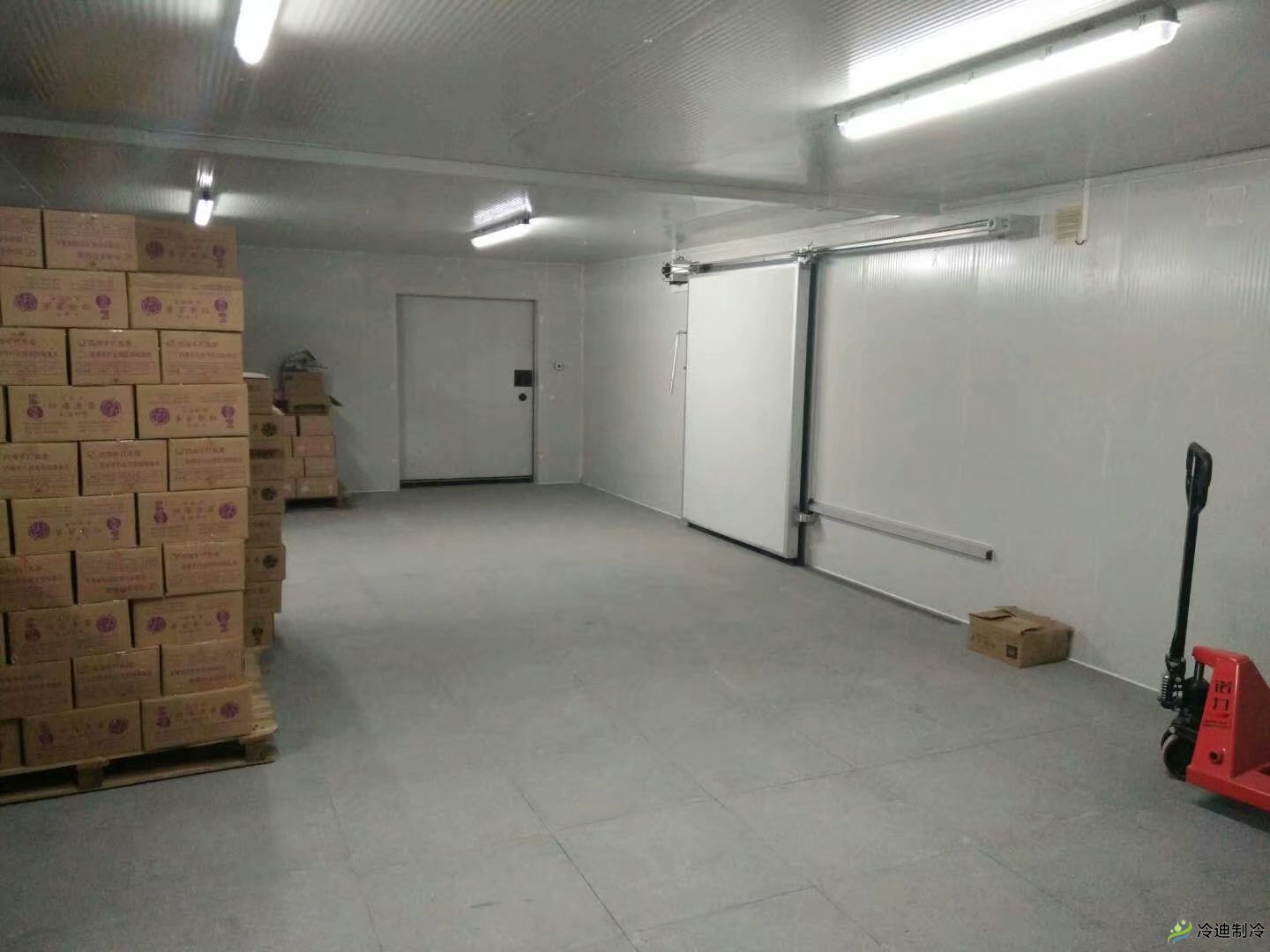 小型冷庫安裝設計要點(圖1) 小型冷庫安裝設計要點(圖1)