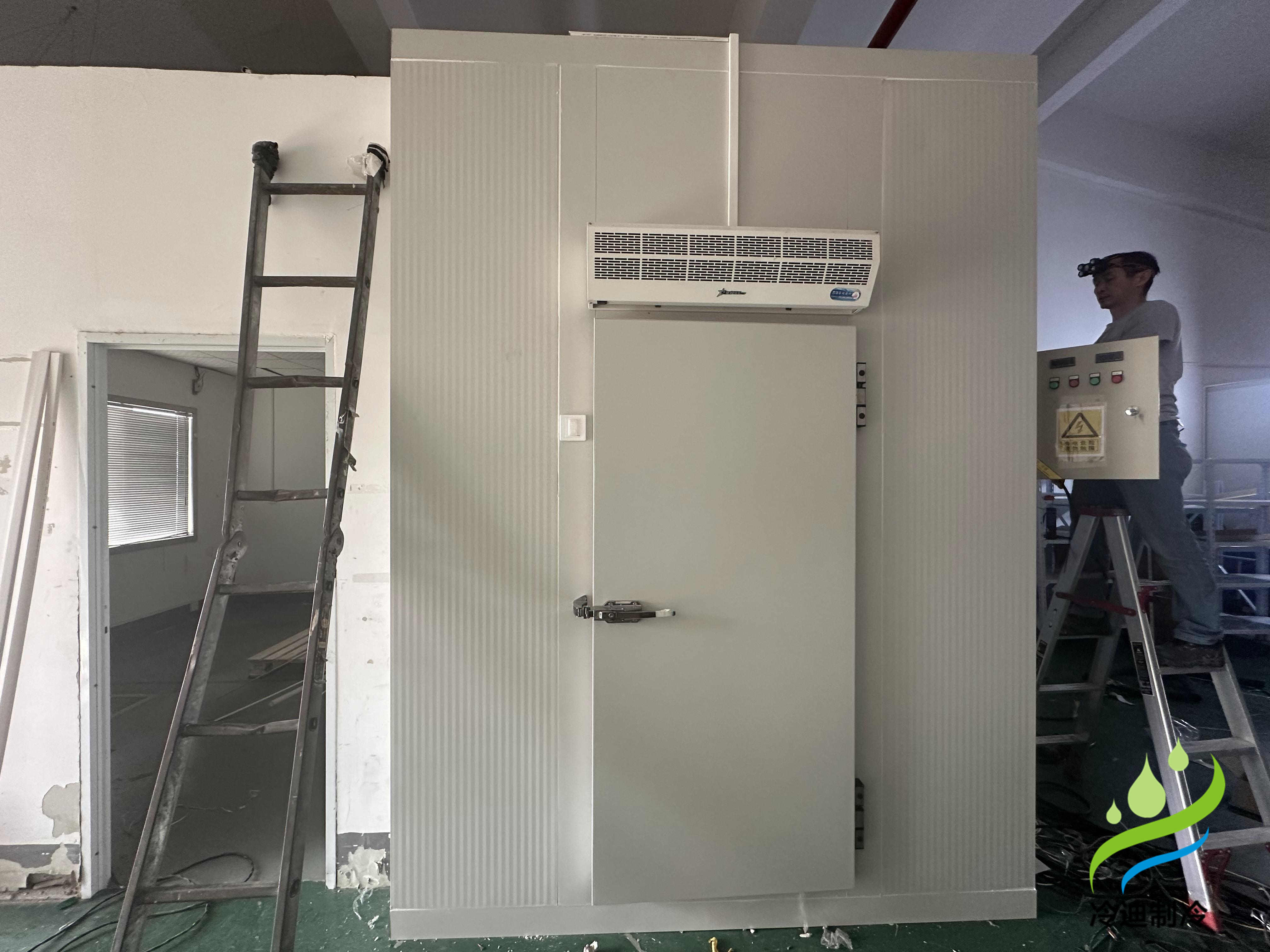 小型醫(yī)藥冷庫多少錢？2025年合規(guī)建造價(jià)格對(duì)照表